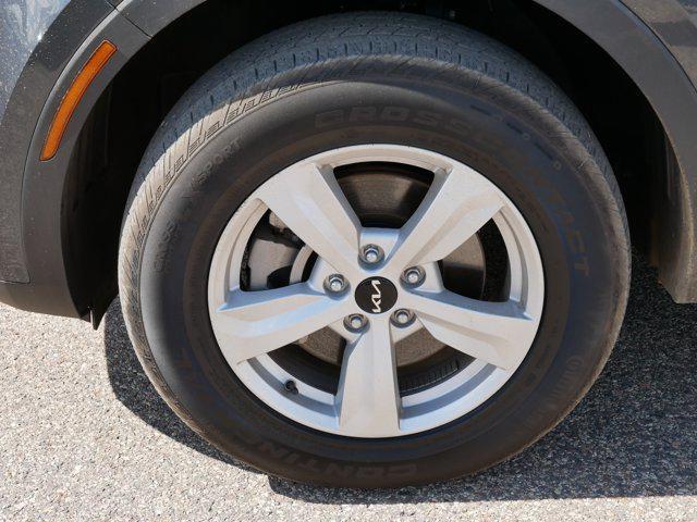 used 2023 Kia Sorento car, priced at $27,998