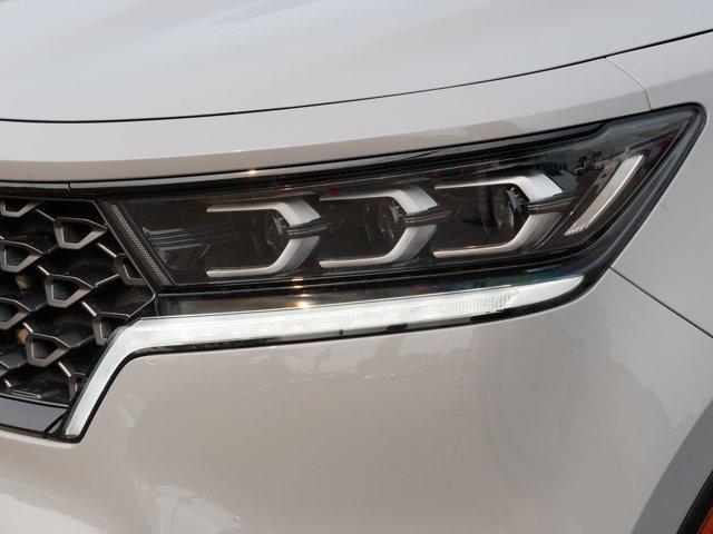 used 2022 Kia Sorento car, priced at $32,995