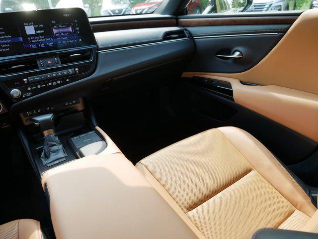 used 2022 Lexus ES 250 car, priced at $33,498