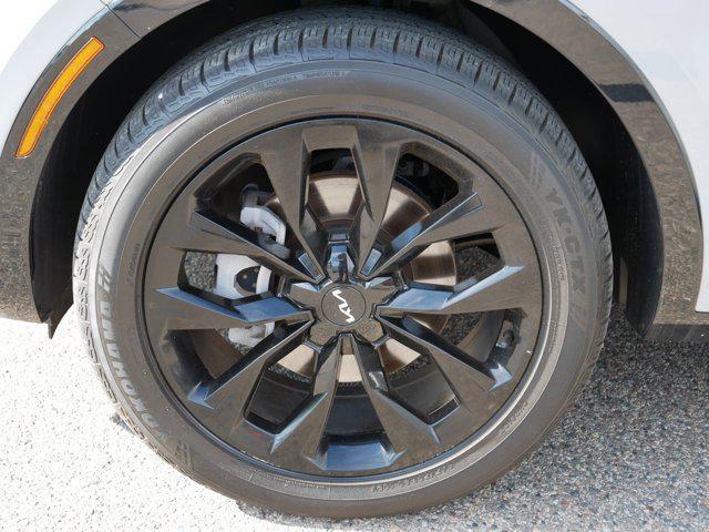 used 2022 Kia Sorento car, priced at $30,998