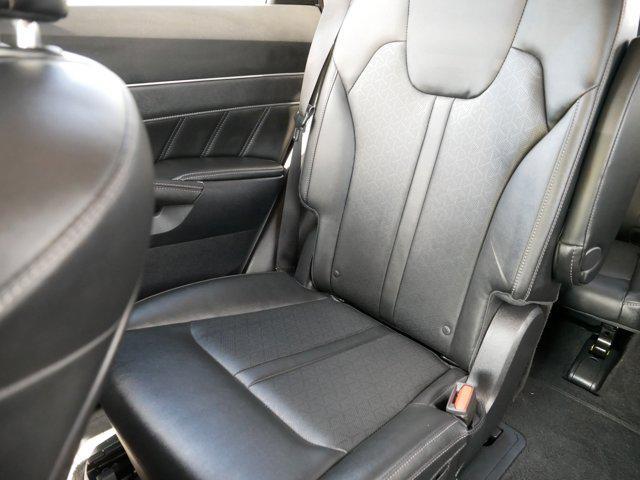 used 2022 Kia Sorento car, priced at $30,998