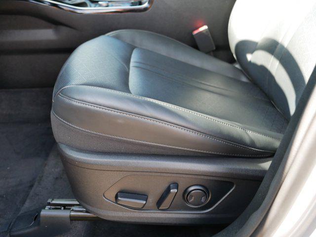 used 2022 Kia Sorento car, priced at $30,998