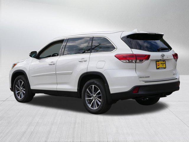 used 2019 Toyota Highlander car, priced at $27,998