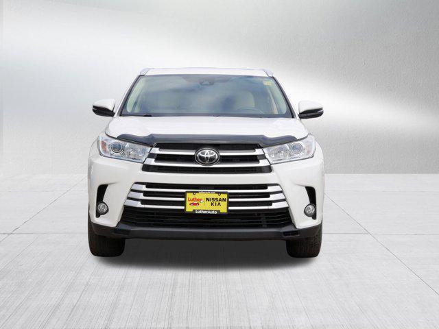 used 2019 Toyota Highlander car, priced at $27,998