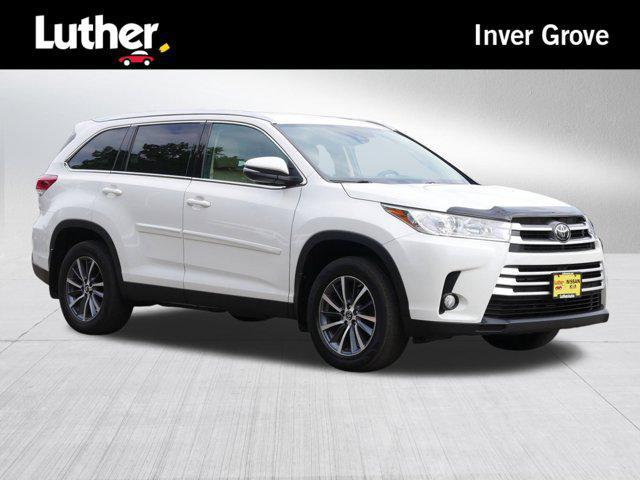 used 2019 Toyota Highlander car, priced at $27,998
