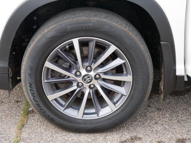 used 2019 Toyota Highlander car, priced at $27,998