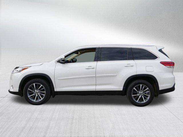 used 2019 Toyota Highlander car, priced at $27,998