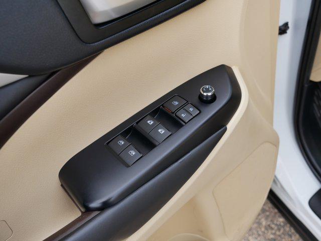 used 2019 Toyota Highlander car, priced at $27,998