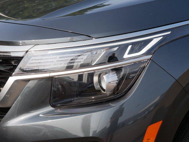 used 2023 Kia Seltos car, priced at $21,998