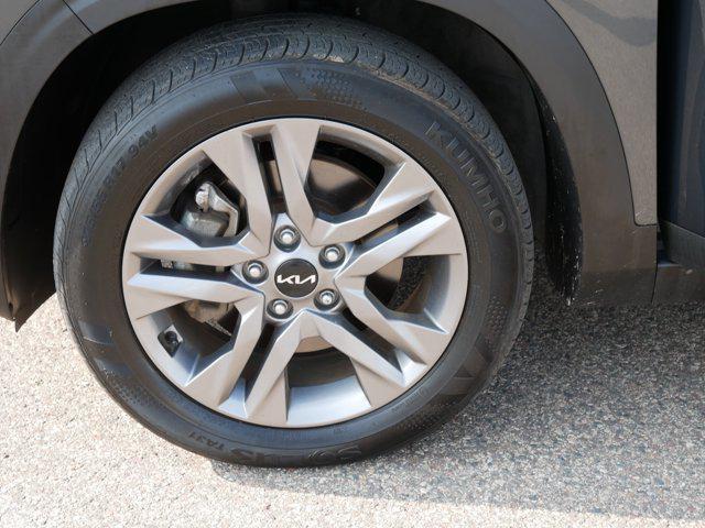 used 2023 Kia Seltos car, priced at $21,998