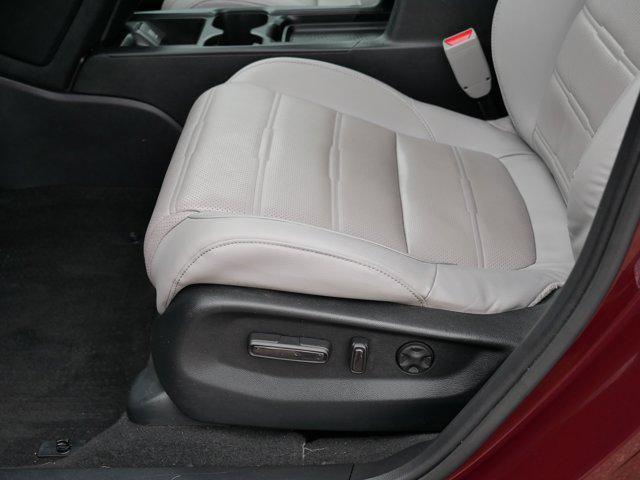 used 2017 Honda CR-V car, priced at $25,998