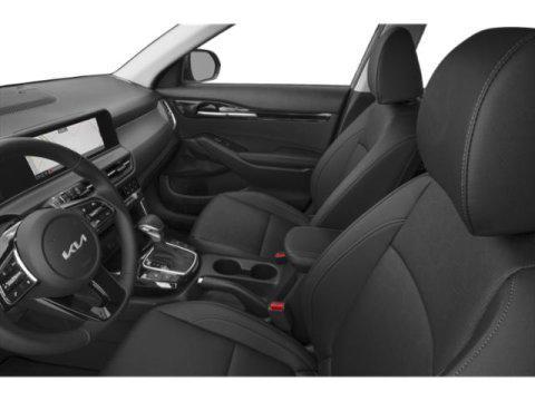 new 2025 Kia Seltos car, priced at $30,032