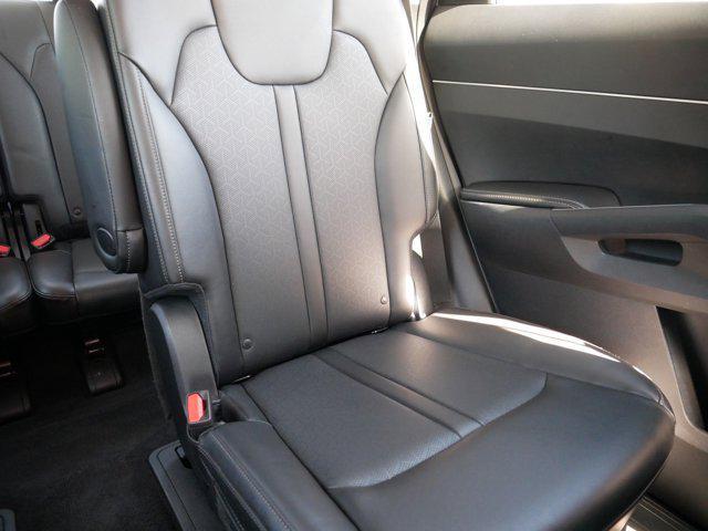 used 2023 Kia Sorento car, priced at $29,998