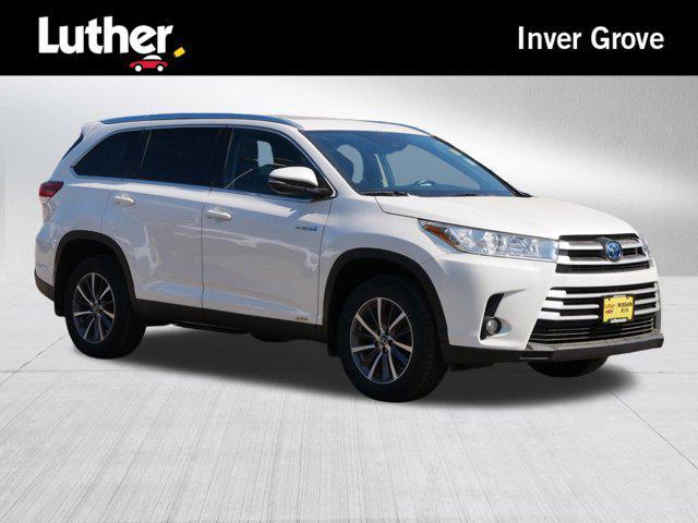 used 2019 Toyota Highlander Hybrid car, priced at $26,998
