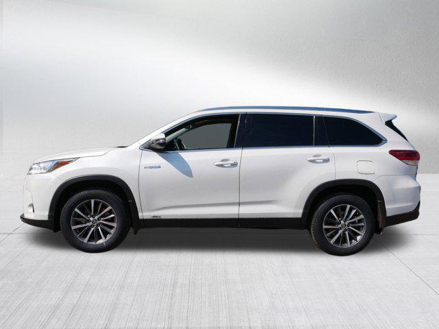 used 2019 Toyota Highlander Hybrid car, priced at $26,998