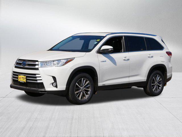 used 2019 Toyota Highlander Hybrid car, priced at $26,998