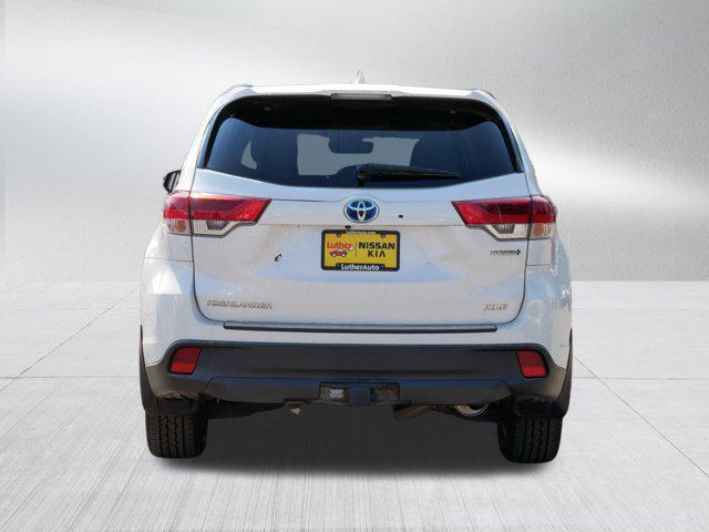used 2019 Toyota Highlander Hybrid car, priced at $26,998