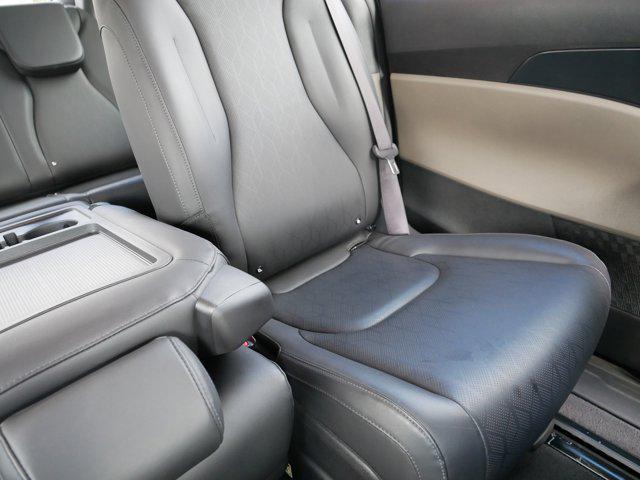 used 2025 Kia Carnival car, priced at $36,998