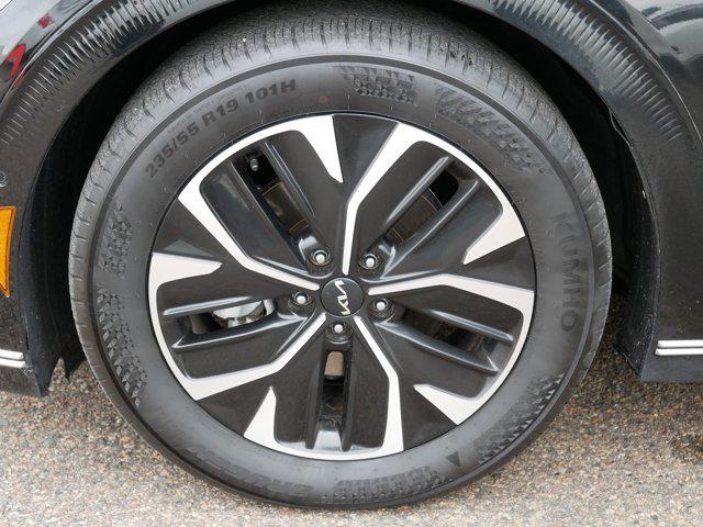 used 2022 Kia EV6 car, priced at $30,995
