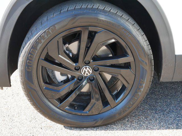 used 2023 Volkswagen Atlas car, priced at $32,998