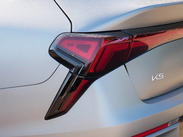 used 2025 Kia K5 car