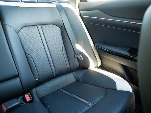 used 2025 Kia K5 car