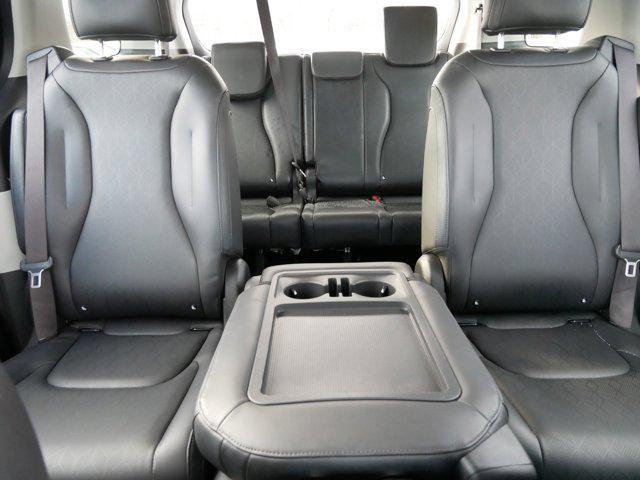 used 2023 Kia Carnival car, priced at $31,995