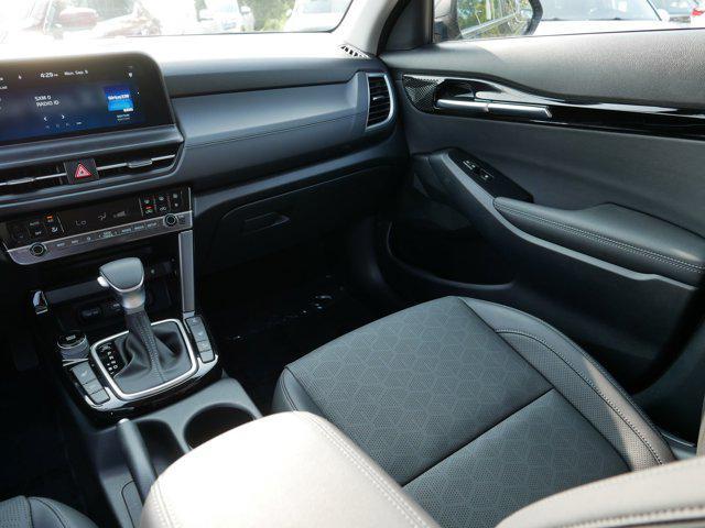 used 2024 Kia Seltos car, priced at $25,998