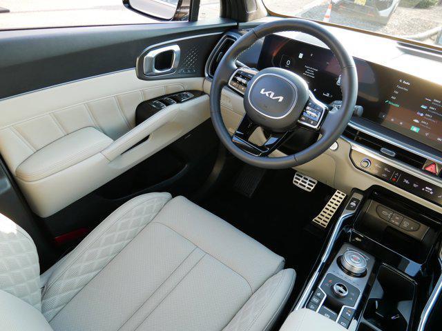used 2025 Kia Sorento Hybrid car, priced at $44,998