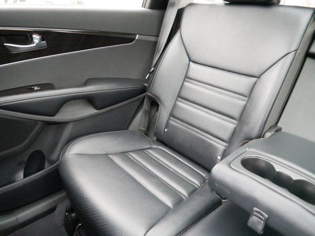 used 2019 Kia Sorento car, priced at $22,995