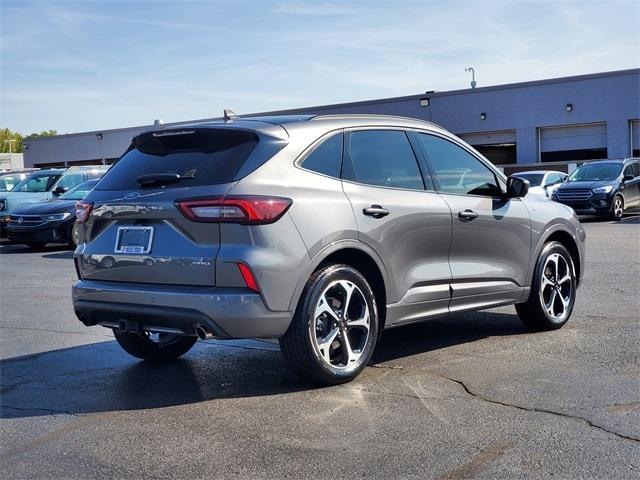 used 2024 Ford Escape car, priced at $27,900