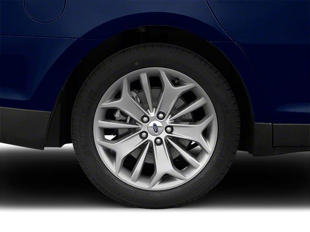 used 2013 Ford Taurus car