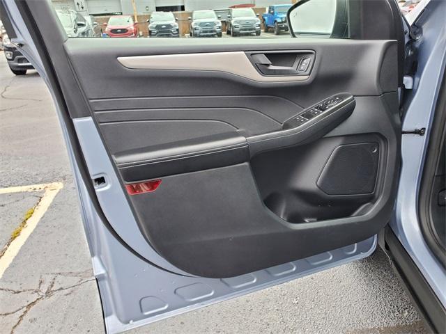 used 2022 Ford Escape car, priced at $20,900