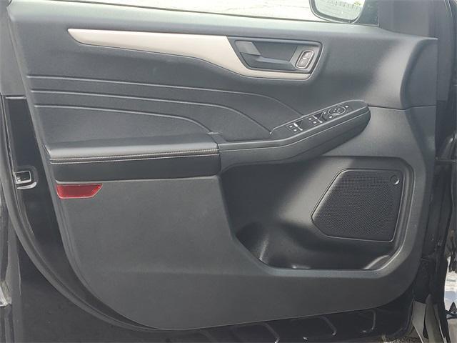 used 2022 Ford Escape car, priced at $22,900