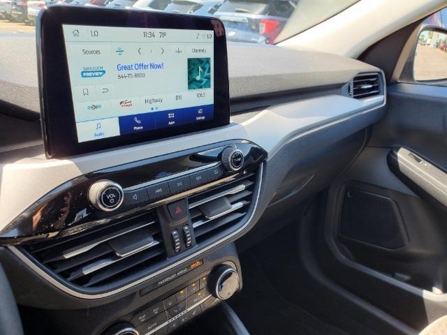 used 2022 Ford Escape car, priced at $23,900