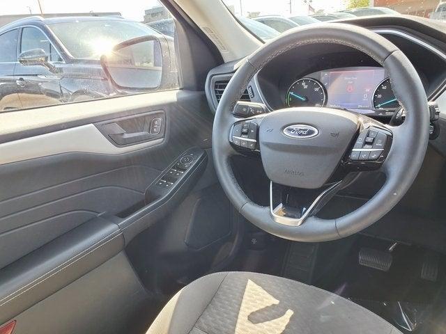 used 2022 Ford Escape car, priced at $25,900