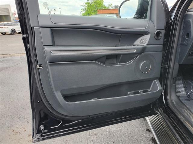 used 2023 Ford Expedition car, priced at $48,900