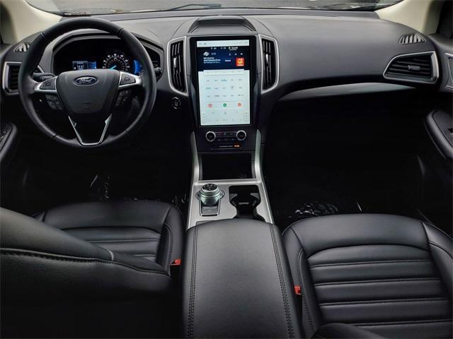 used 2024 Ford Edge car, priced at $26,900