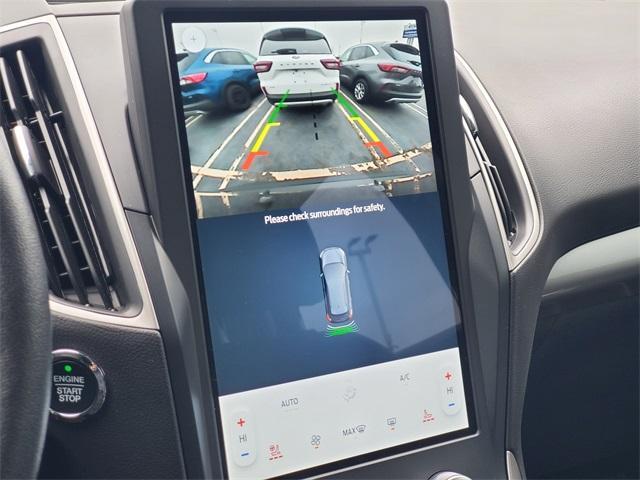 used 2024 Ford Edge car, priced at $26,900