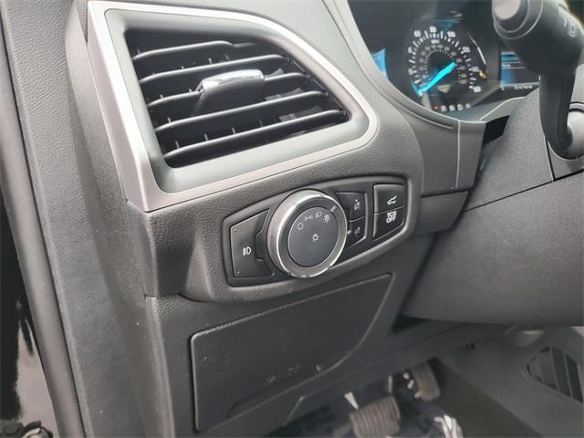 used 2024 Ford Edge car, priced at $26,900