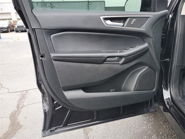 used 2024 Ford Edge car, priced at $26,900