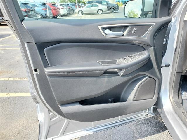 used 2022 Ford Edge car, priced at $26,900