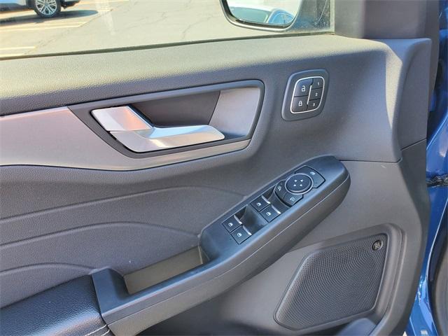used 2023 Ford Escape car, priced at $22,900
