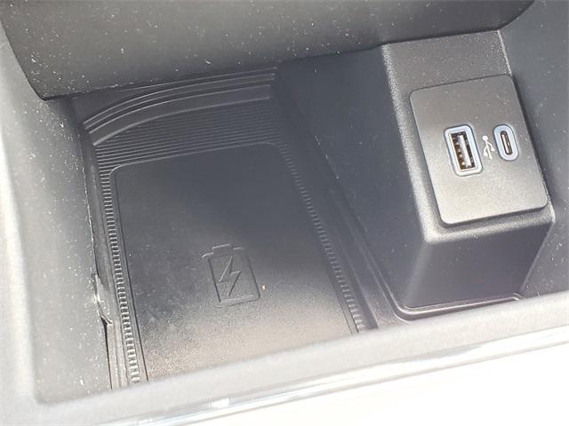 used 2022 Ford Edge car, priced at $23,900