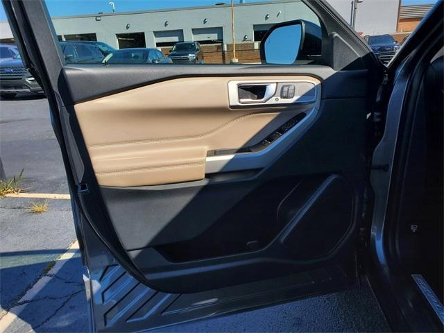 used 2022 Ford Explorer car, priced at $33,900
