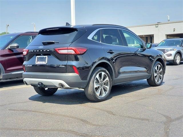used 2023 Ford Escape car, priced at $27,500