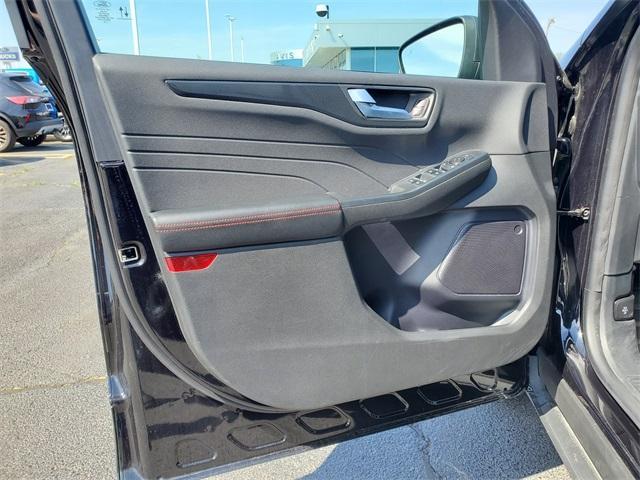 used 2023 Ford Escape car, priced at $24,900