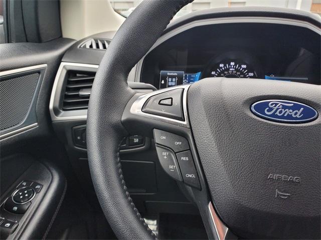 used 2024 Ford Edge car, priced at $26,500