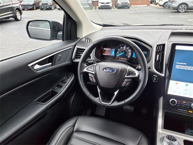 used 2024 Ford Edge car, priced at $25,900
