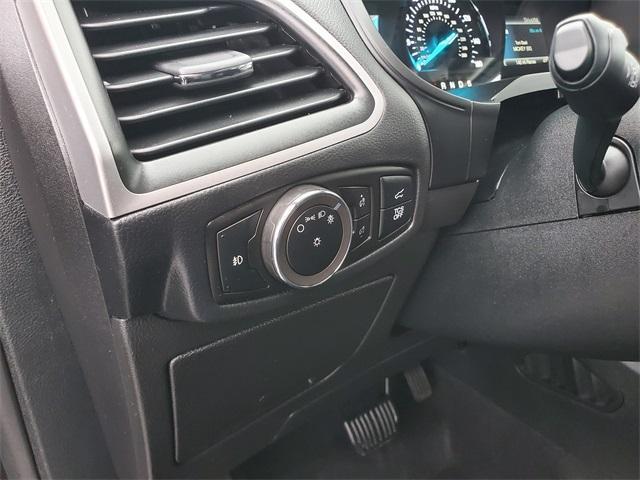 used 2024 Ford Edge car, priced at $25,900